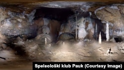 Government of the cave
