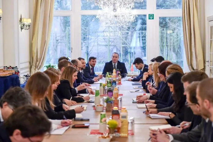 DPM Ivanović meets with COELA members