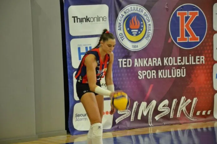 Nikoleta and Nevena fired up, Danijela Džaković's successful return