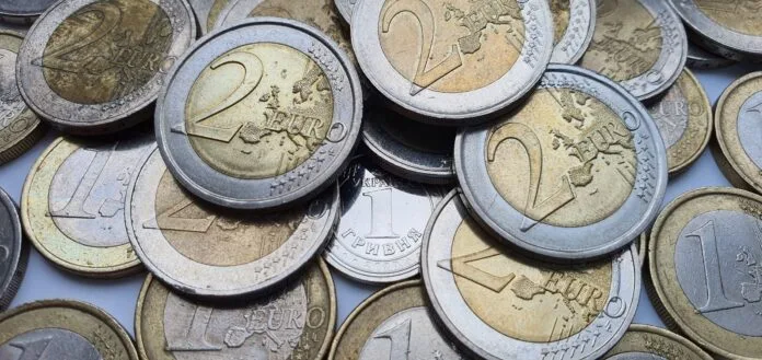 Twenty-five years of euros: makes life easier for millions of people in eurozone members, but also in Montenegro

