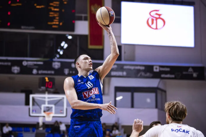 Against Mornar I demand maximum concentration, to justify our role as favorites