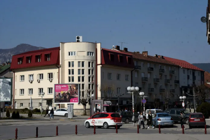 Berane police found a gas pistol, ammunition, knives and a metal baton on a minor, a knife was seized from Rožajac