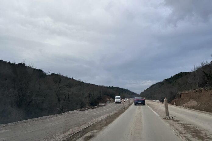 Fix the sewage system or we will block the construction of the boulevard from Tivat to Jaz