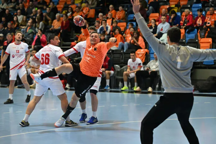 Handball players from Lovcen play both games with Baki in Cetinje, the first one today