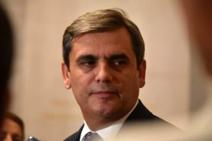 We must not allow deviation from the European path, focus all capacities on internal reforms