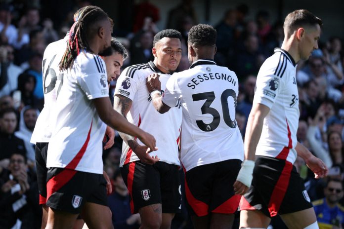 Liverpool's second defeat of the season, Chelsea gets a point against Brentford, Tottenham celebrates