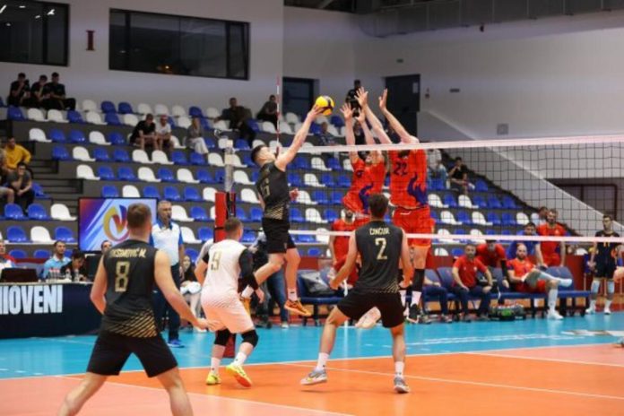 Montenegrin volleyball players lost to Romania in their debut in the Golden League