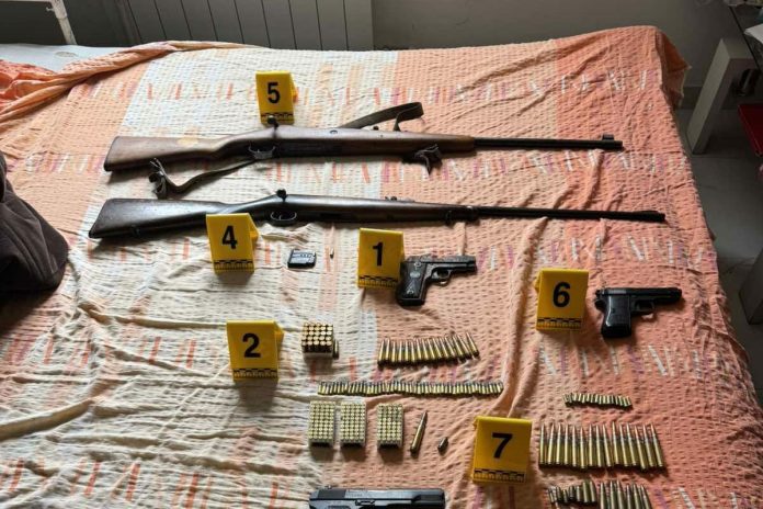 Police found rifles, pistols and more than 300 bullets?